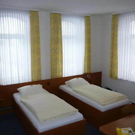 Hotel-gaststatte Mutter Buermann Penzion 2*