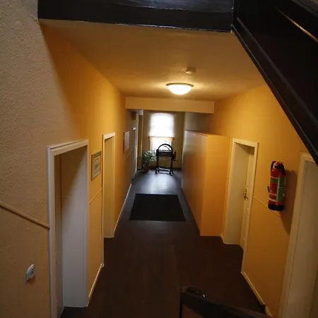 Hotel Hotel-gaststatte Mutter Buermann 2*